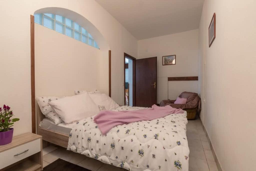 Loredana Apartments Crikvenica Oda fotoğraf
